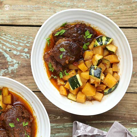 AutumnBeefVegetableStewjustaddglam | HEALTHY KETO CROCKPOT RECIPES TO EASE YOU INTO THE NEW YEAR by popular San Francisco life and style blog, Just Add Glam: image of Autumn beef and vegetable stew. 